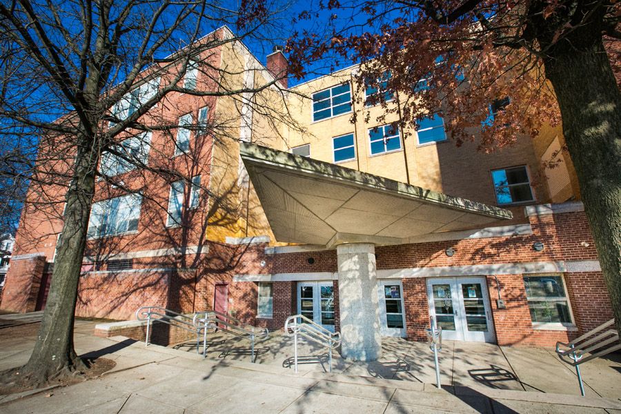 lincoln-bassett school